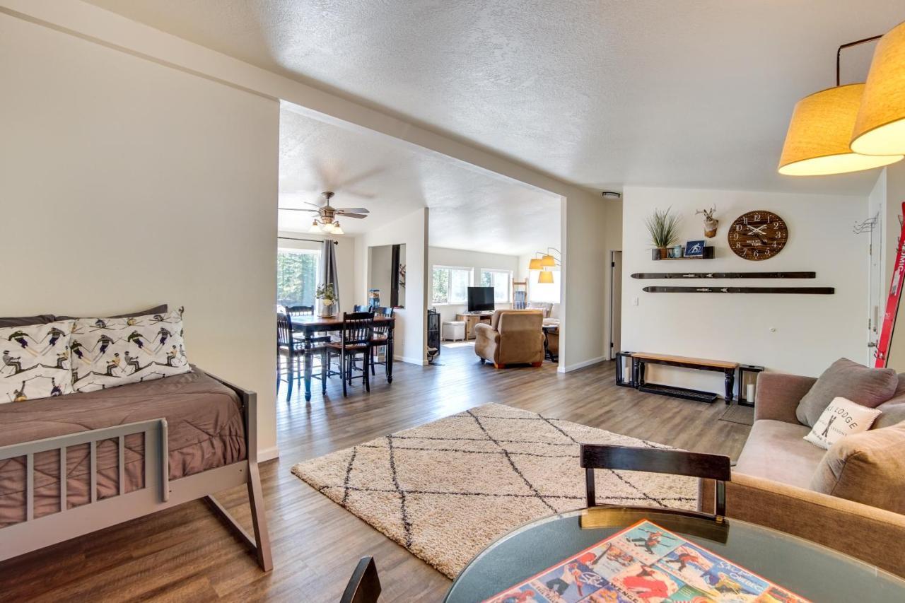 Riverfront Home With Deck, Near Mount Rainier! Packwood Εξωτερικό φωτογραφία